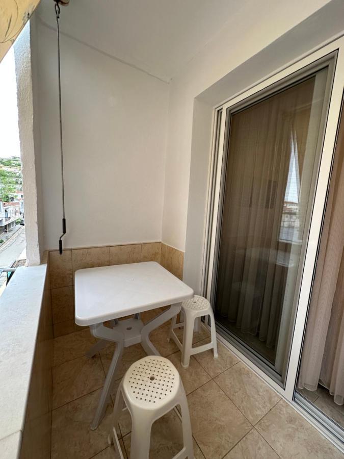 B&S Saranda Apartment Экстерьер фото